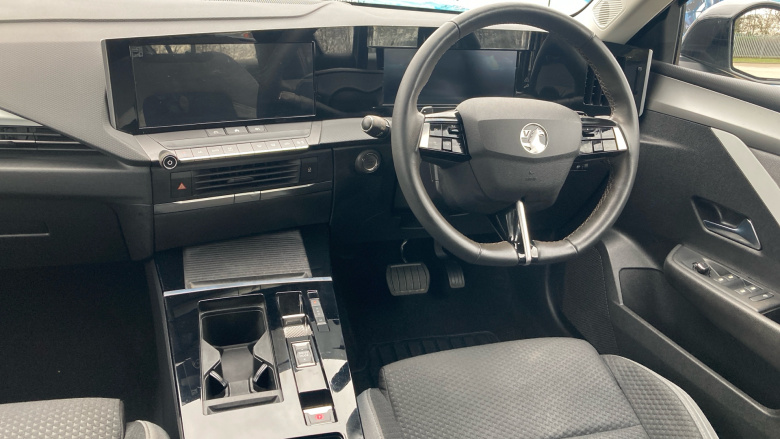 Vauxhall Astra 1.2 Turbo 130 Design 5dr Auto Petrol Hatchback